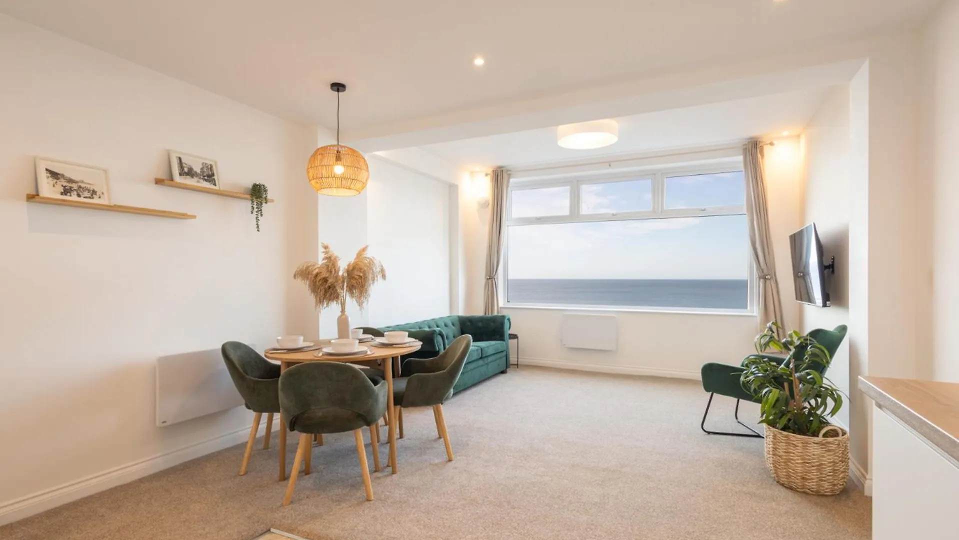 Apartment 2, King'S Court Scarborough
